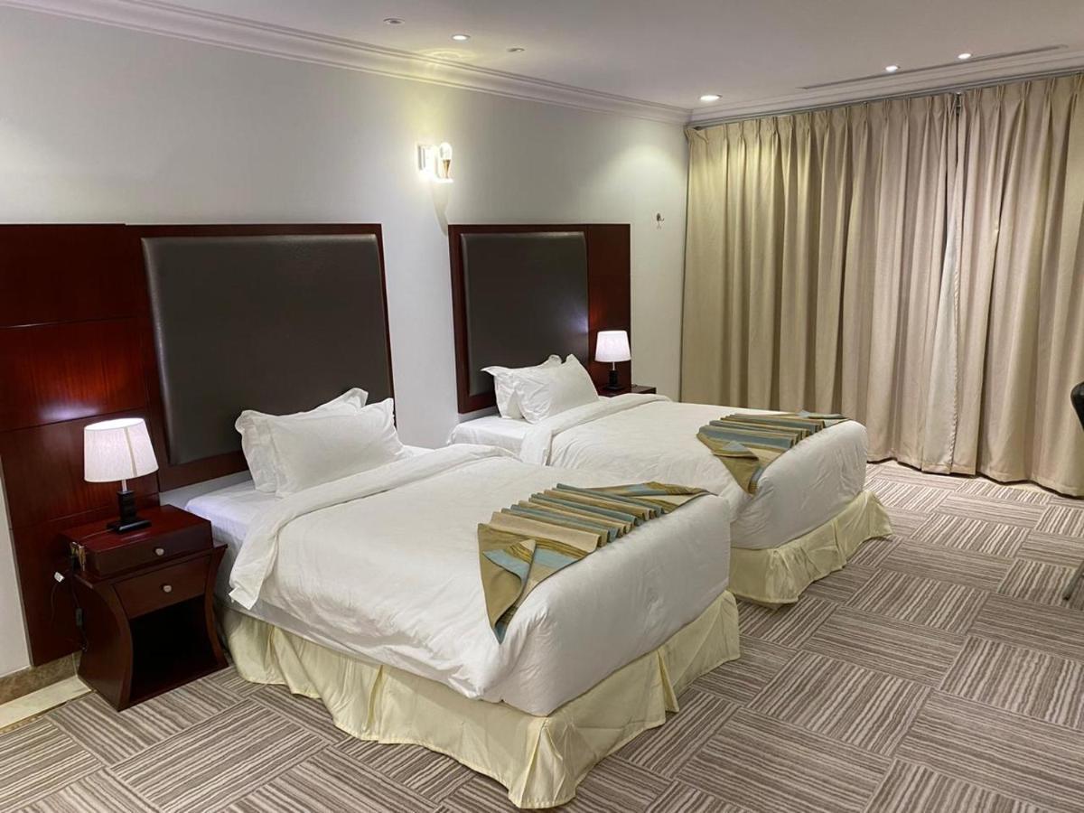 Al Wadaq Hotel Ta'if Bagian luar foto