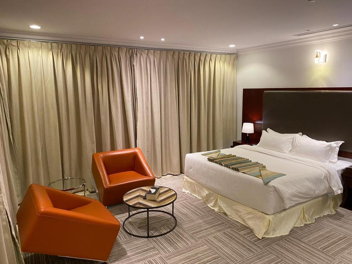Al Wadaq Hotel Ta'if Bagian luar foto
